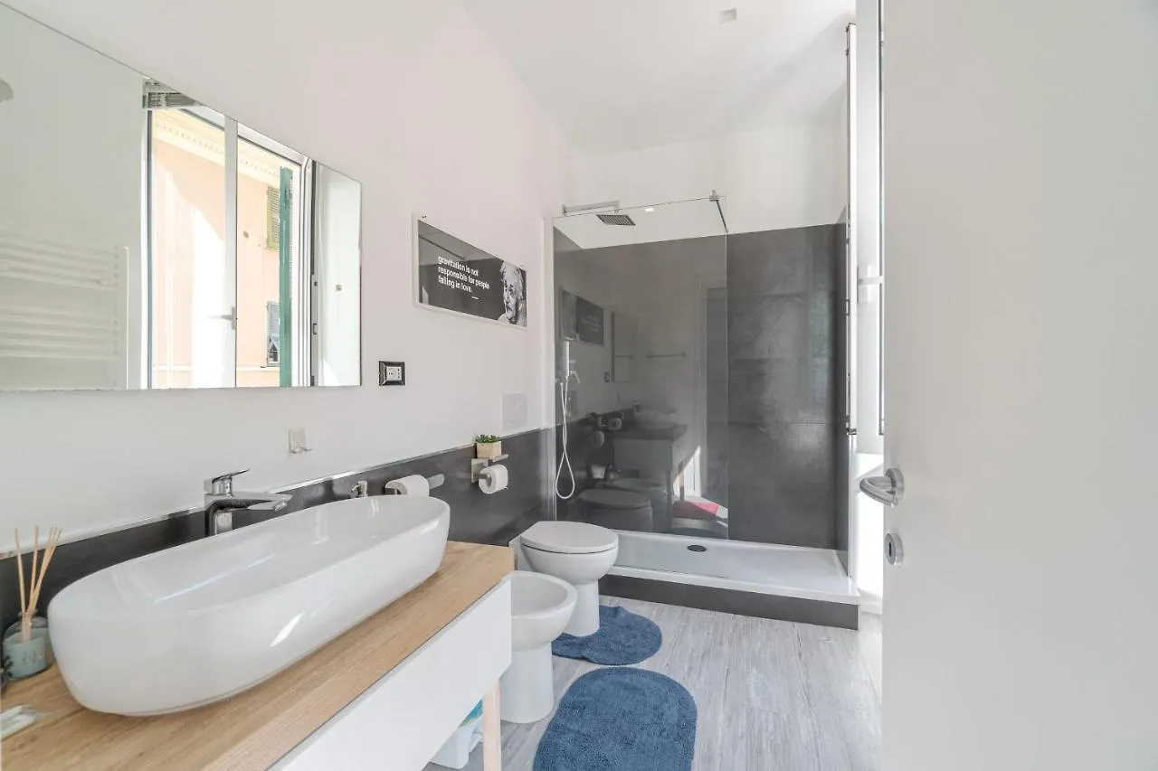 Modern Chic! Genoa Mm Brignole Mini Flat Apartment