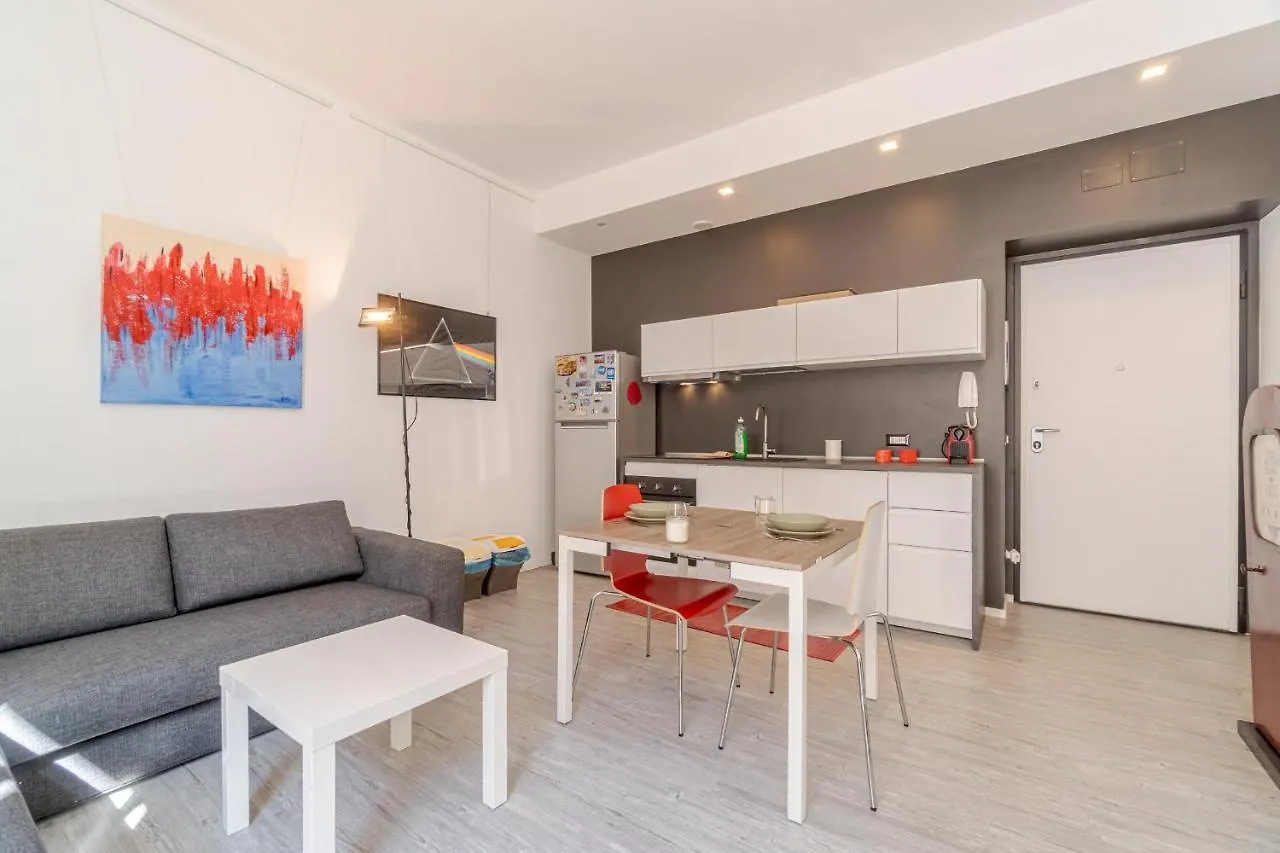 Modern Chic! Genoa Mm Brignole Mini Flat Apartment Italy