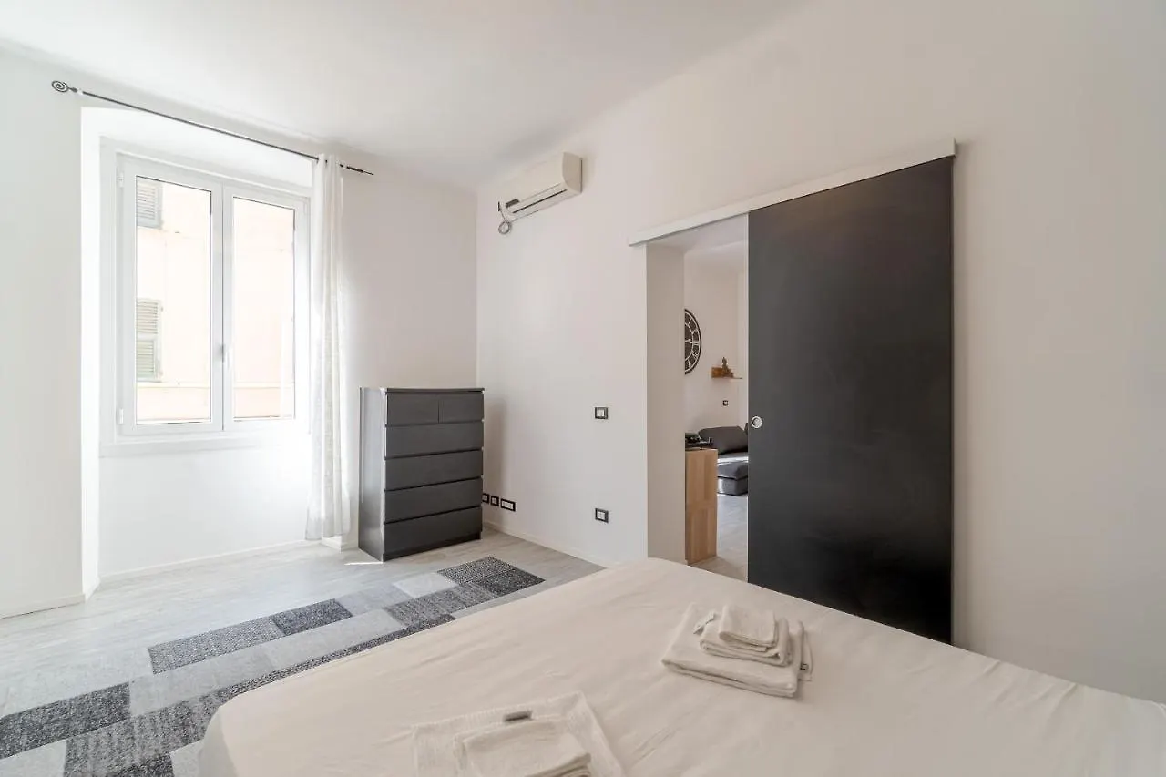 Modern Chic! Genoa Mm Brignole Mini Flat Apartment